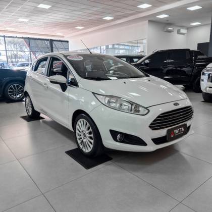 FORD FIESTA 1.6 TITANIUM HATCH 16V FLEX 4P POWERSHIFT FORD FIESTA 1.6 TITANIUM HATCH 16V FLEX 4P POWERSHIFT